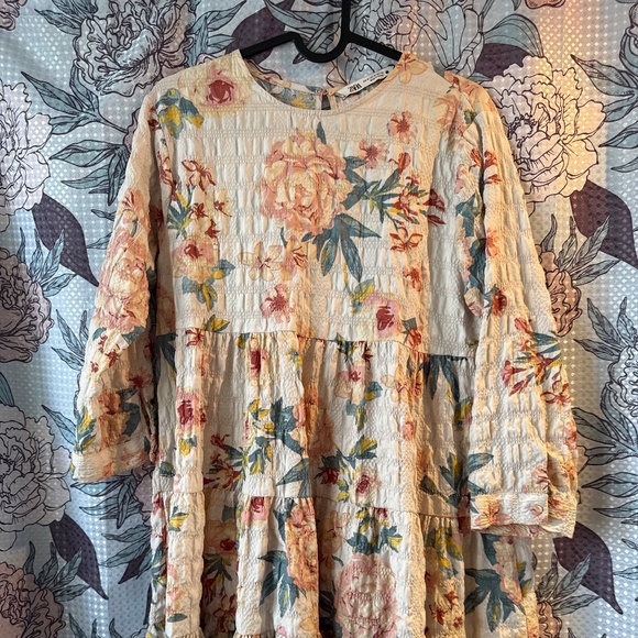 FLORAL DRESS - Picture 1 of 2